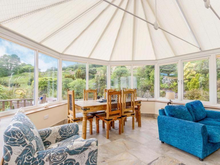 3 Bedroom Luxury Home, Hot Tub, Stunning Views Of Killin, Sitting On The River Dochart Bagian luar foto